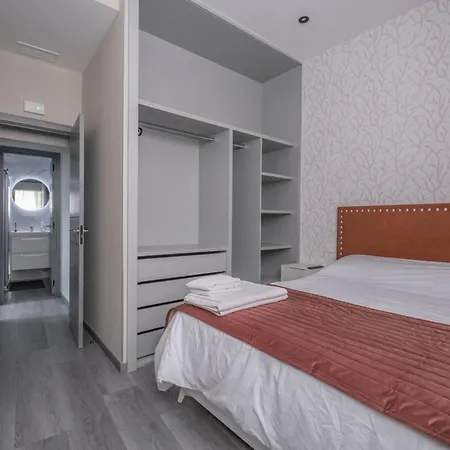 Madrid Modern Apartment Exterior photo